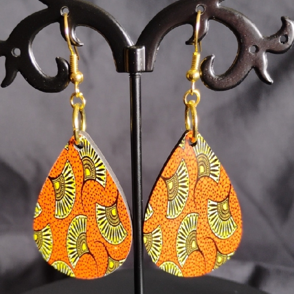Hand Crafted Orange and Gold Fan Pattern Earrings